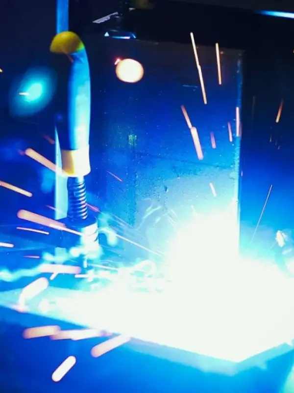 Transformation du métal par Atelier Desforges